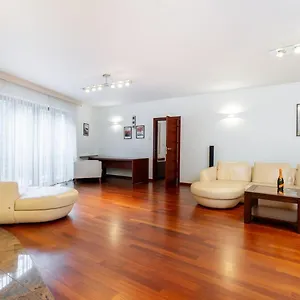 Apartament Royal Retreat Luxury Lazienki Park, Warszawa